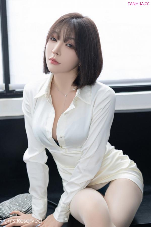陈芝 芝芝Booty [XiuRen]高清写真图 2024.08.02 No.8963 徐莉芝Booty 丝袜美腿第8张图片